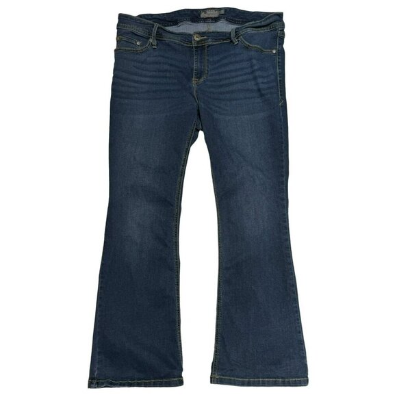Torrid Lux Slim Boot Cut Jeans Classic 5 Pocket Cotton Stretch Denim Sz 16S - Picture 1 of 8